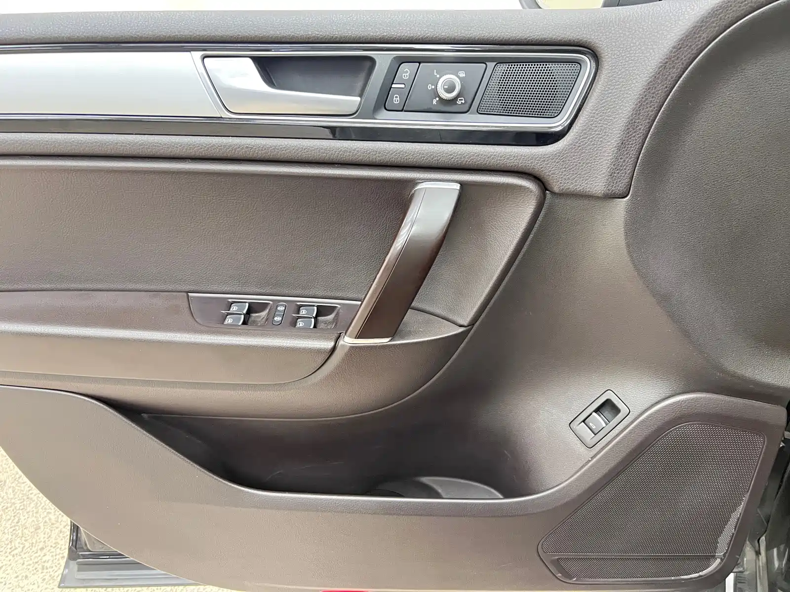 Фото 21 - Volkswagen Touareg