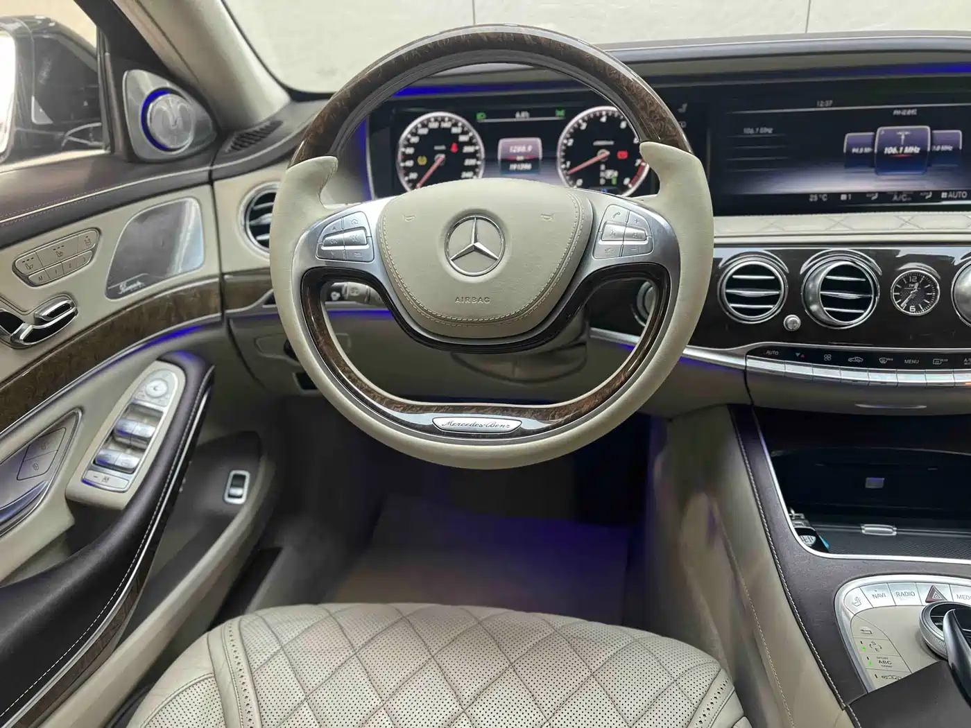 Mercedes-Benz Maybach S-Class 2015 S 600 фото 13