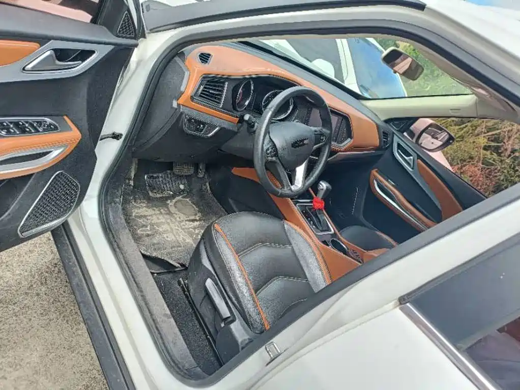 Zotye T300 2018 2017 1.5T CVT Premium