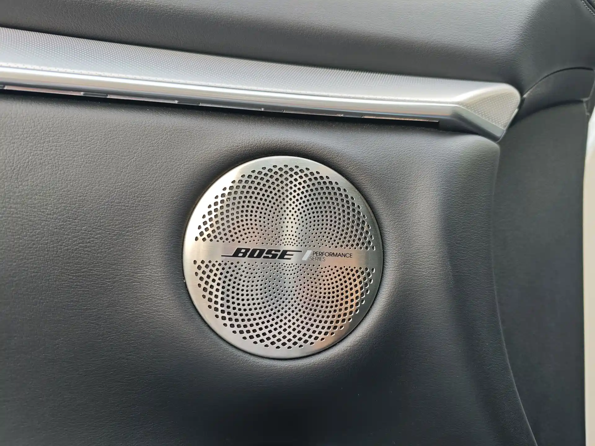 Фото 21 - Infiniti QX50