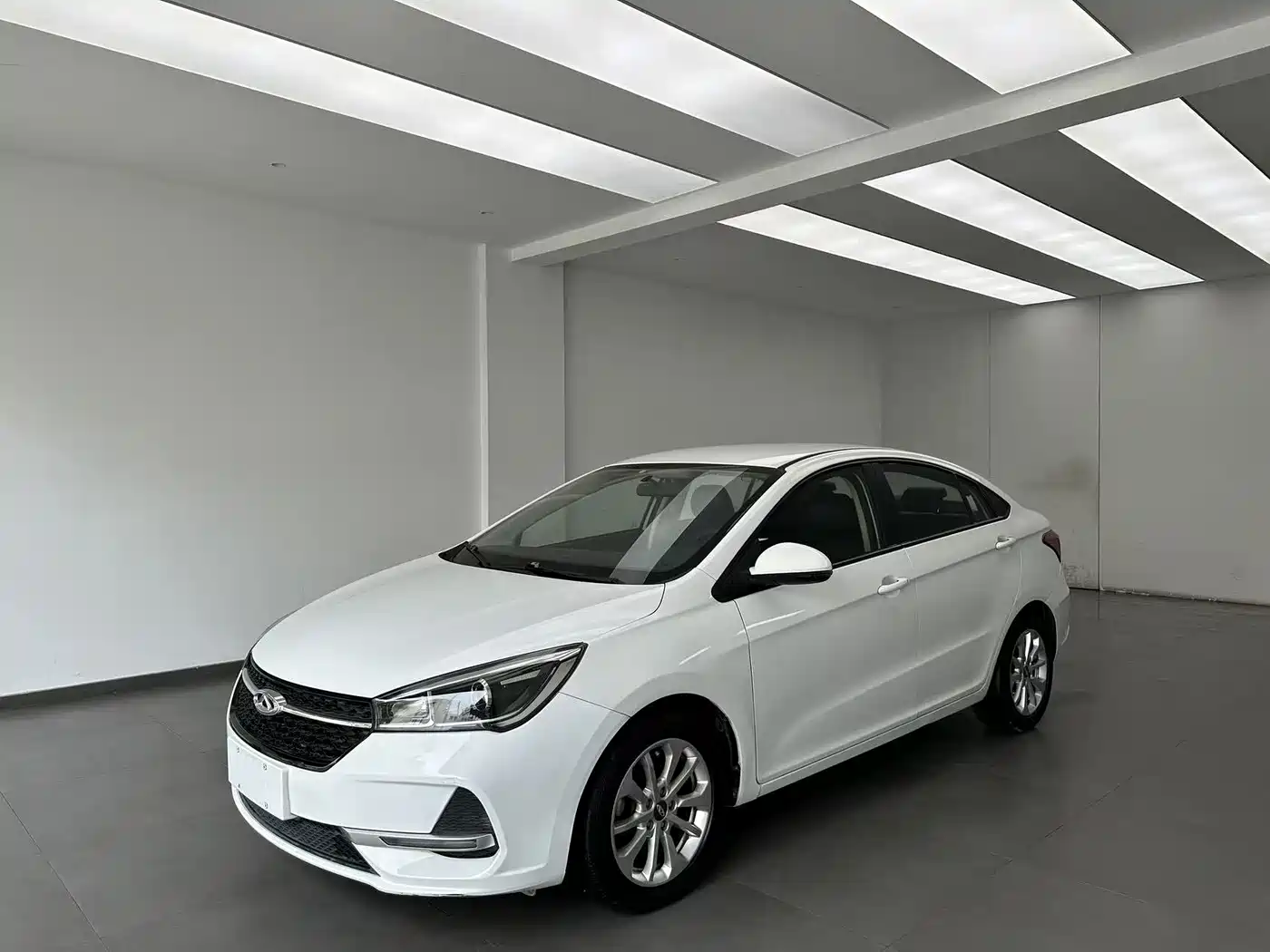 Фото 1 - Chery Arrizo 5