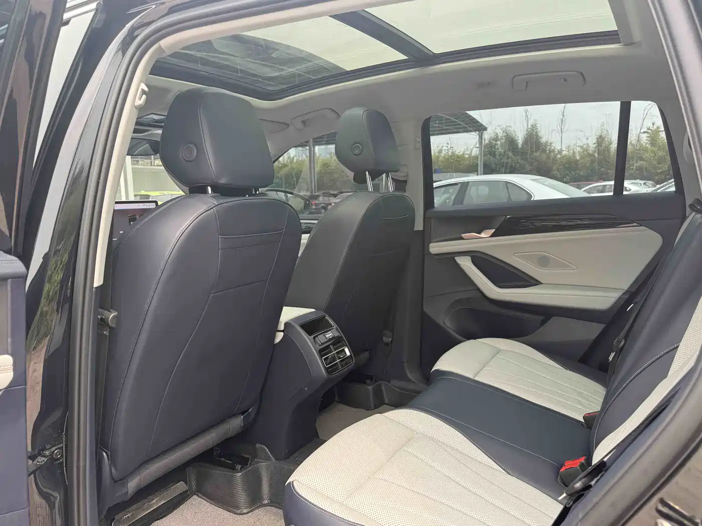 Volkswagen Tiguan L 2024 PRO 330TSI 2WD Smart Edition фото 29