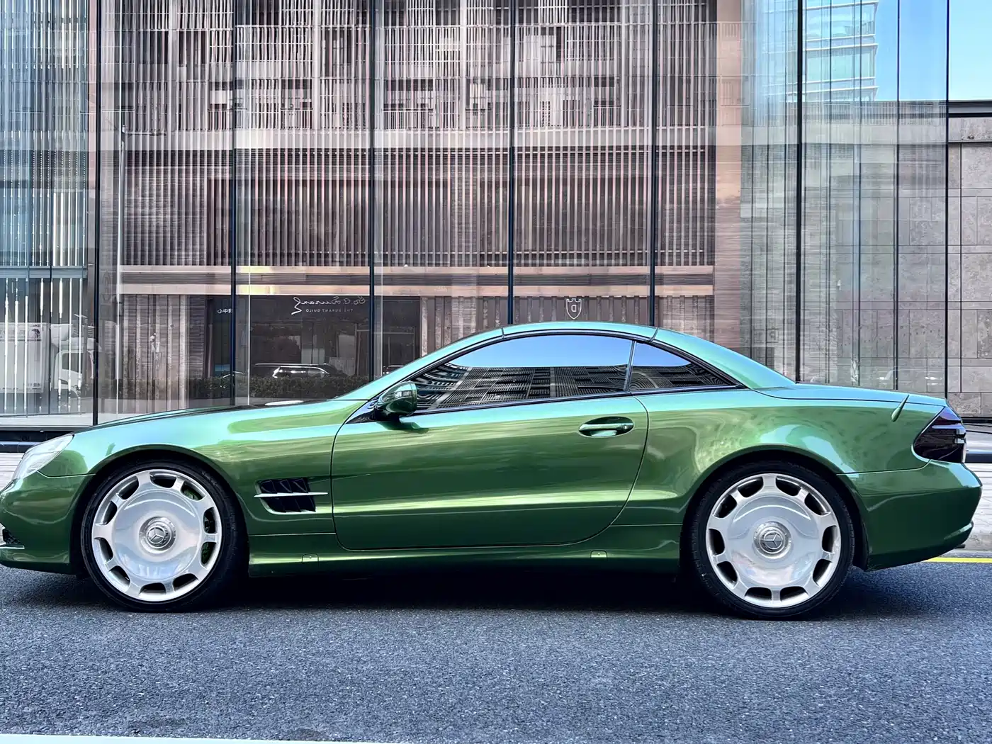 Mercedes-Benz SL-Class 2010 SL 300 фото 26