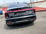 Фото 8 - Hongqi H5
