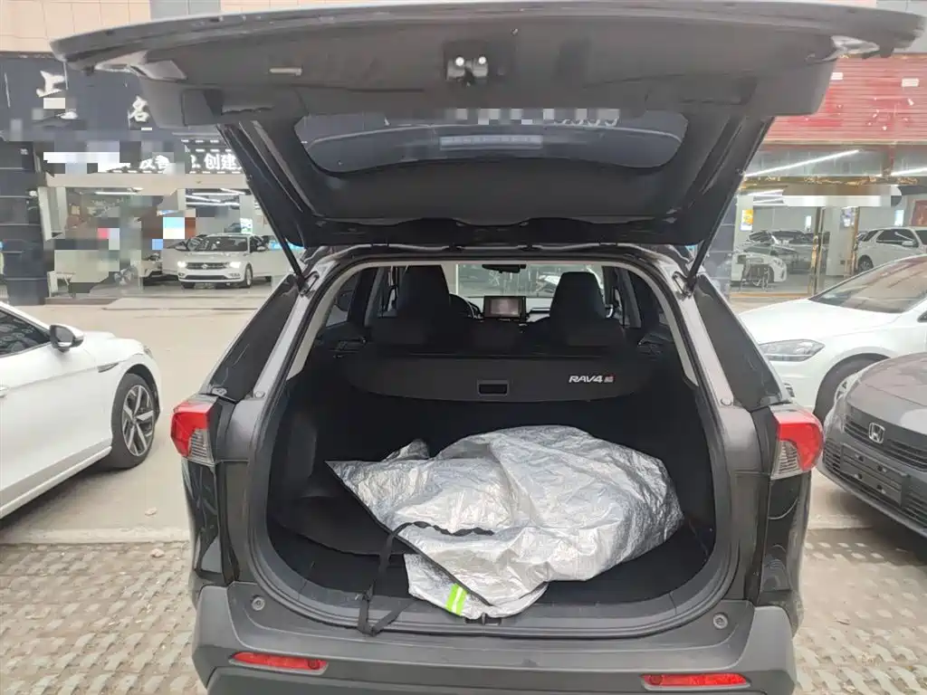 Toyota RAV4 Rongfang 2021 2.0L CVT 2WD Urban фото 19