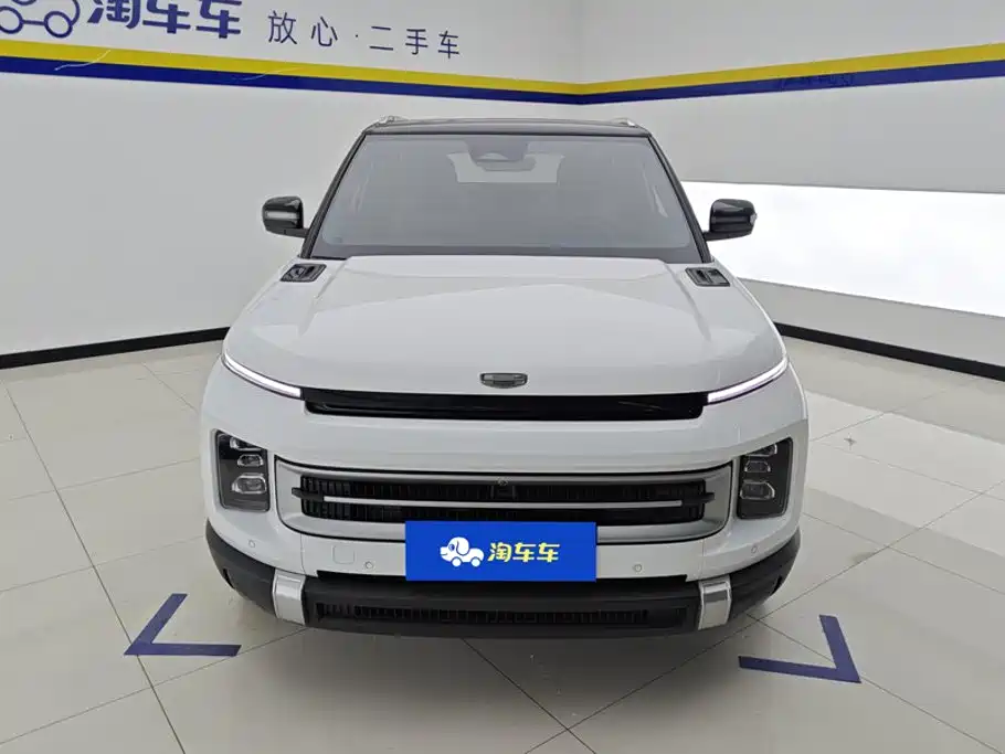Фото 2 - Geely ICON