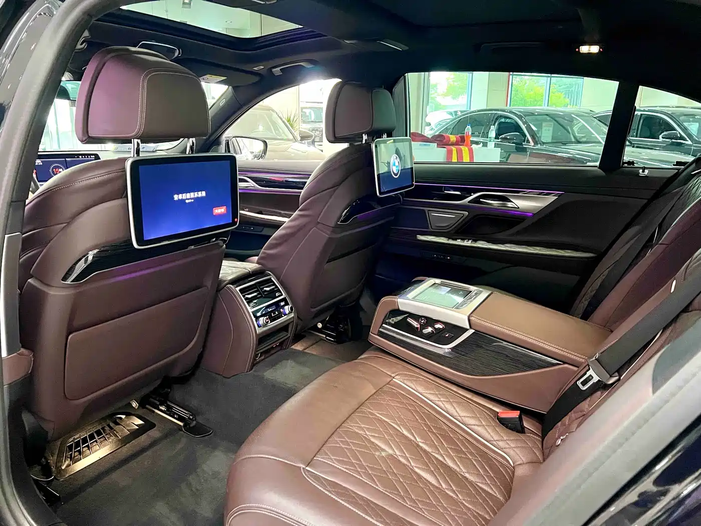 BMW 7 Series 2019 Facelift 740Li Leading M Sport Package фото 9