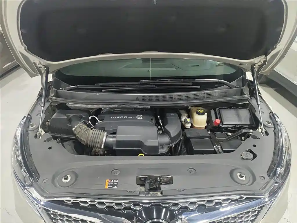 Buick GL8 2022 ES Landmark 653T Flagship фото 20