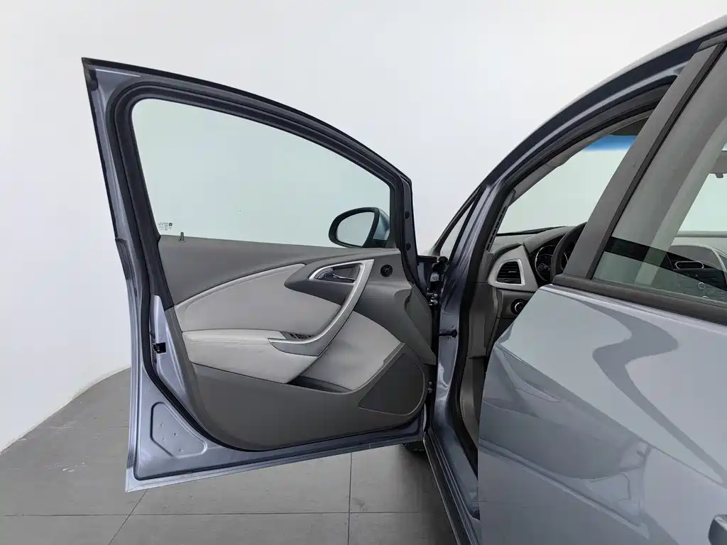 Фото 8 - Buick Excelle