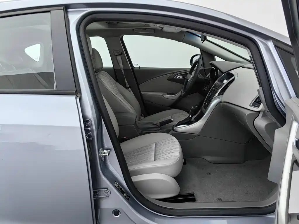 Фото 23 - Buick Excelle