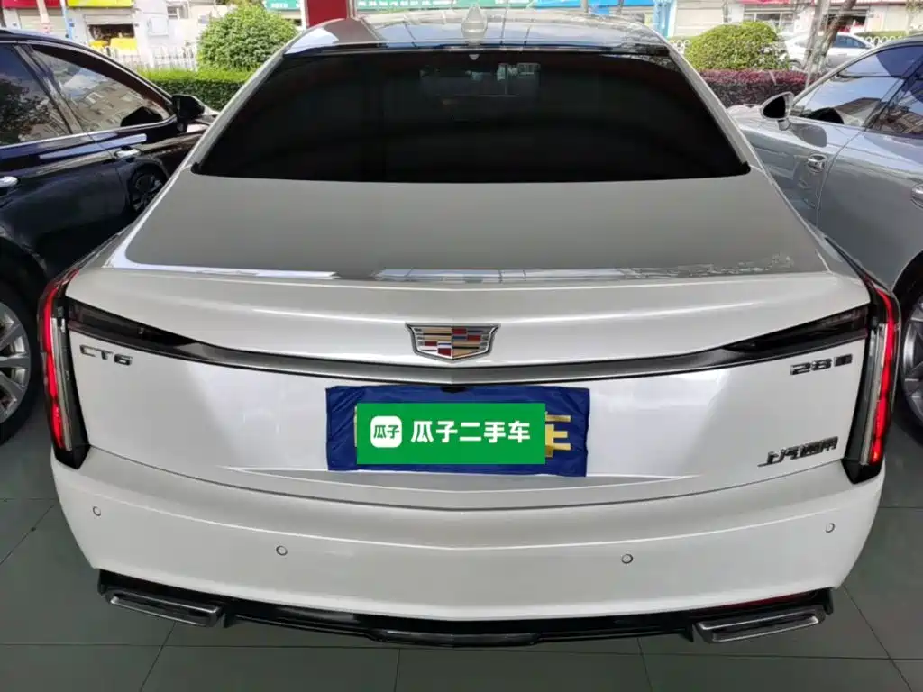 Photo 6 - Cadillac CT6