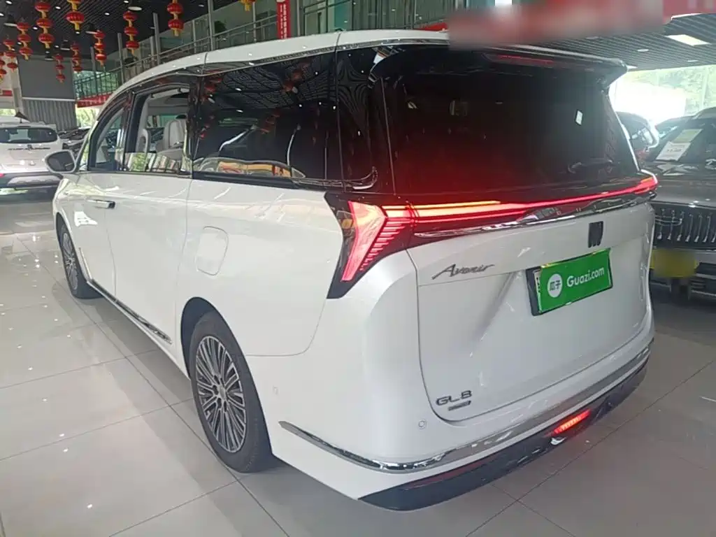 Buick GL8 New Energy 2024 2024 Landglory Luxury Edition 7-Seater