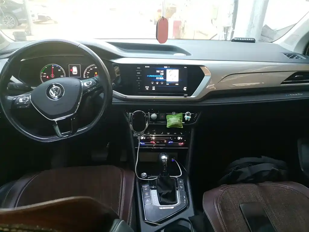 Volkswagen Tharu New Energy 2021 Panorama Premium Edition фото 12