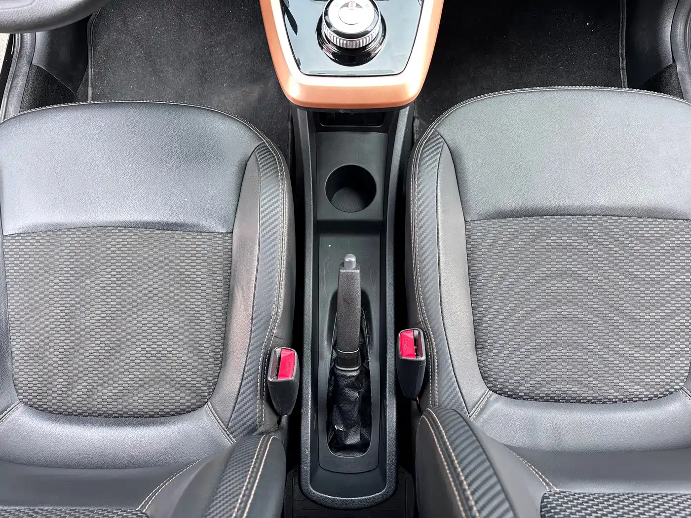 Dongfeng Yipai Nano BOX 2024 2022 Wind Chaser Edition 331KM Standard