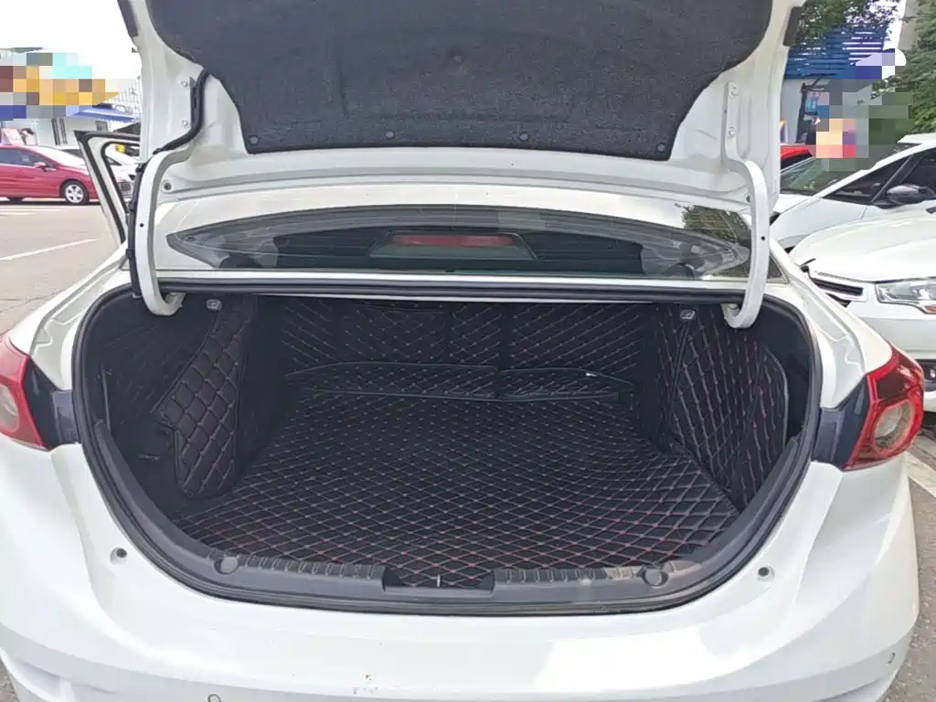 Mazda Mazda3 Axela 2014 2014 Sedan 1.5L Automatic Luxury