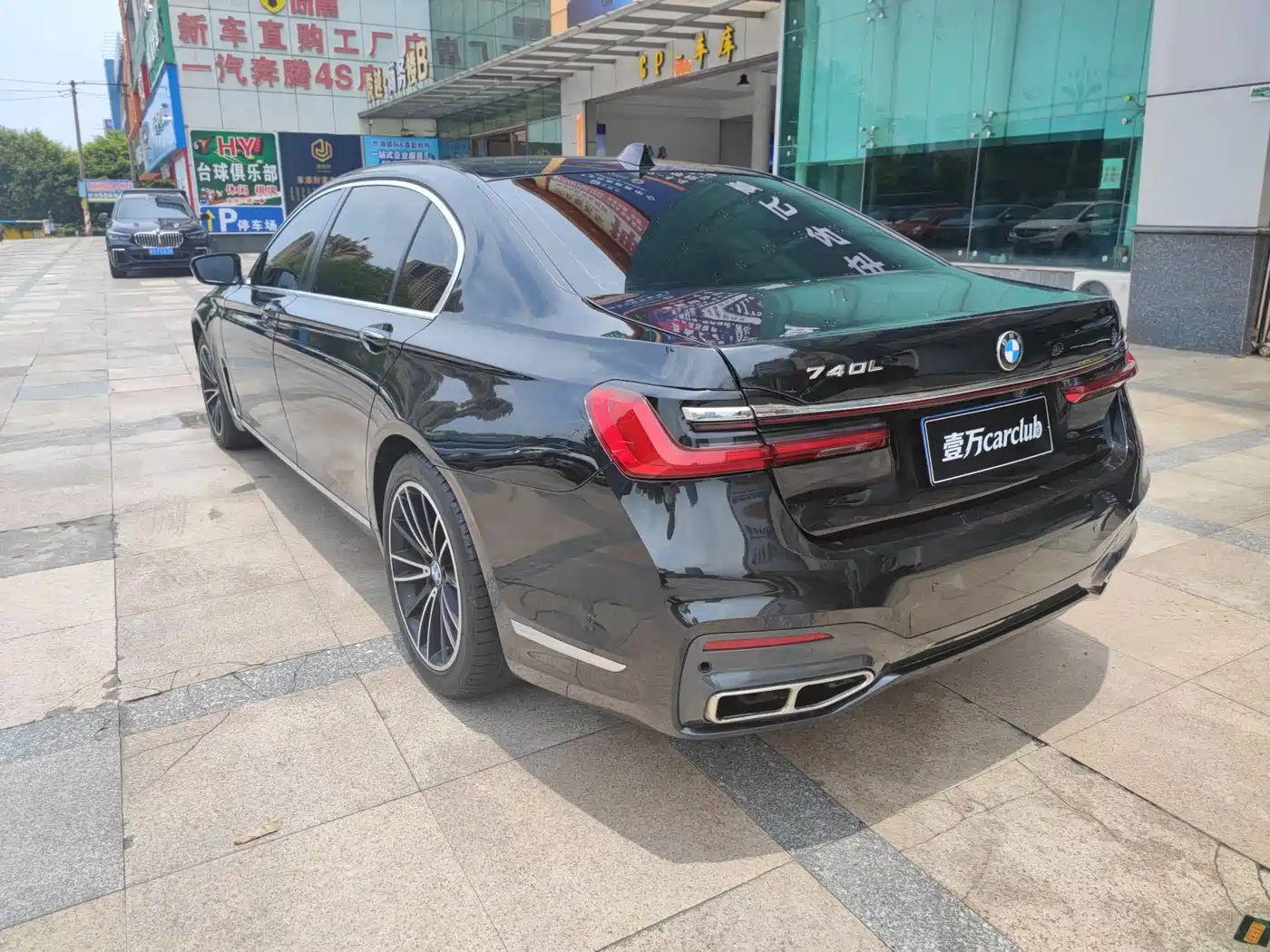 BMW 7 Series 2014 730Li Premium фото 8