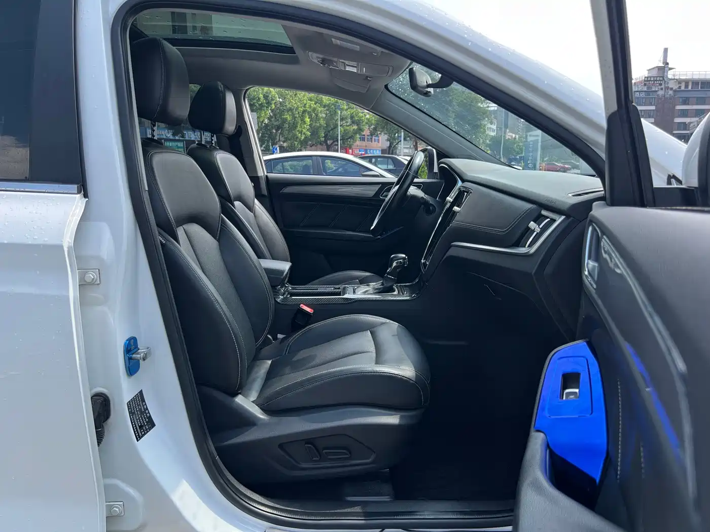 Roewe RX5 2017 2016 20T 2WD Automatic Internet Smart Edition