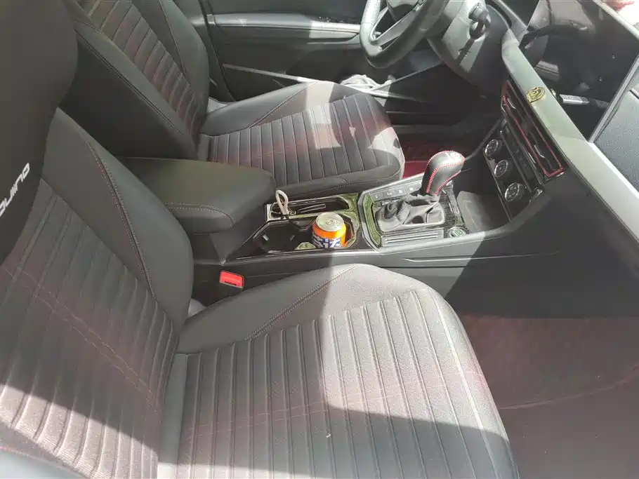Volkswagen Lavida 2024 Model 300TSI DSG Starlight Full Comfort Edition фото 8