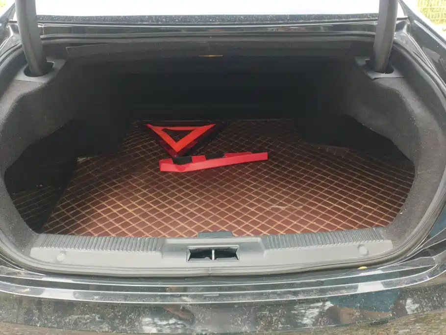 Hongqi H7 2018 2018 2.0T Elite Edition