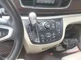 Фото 14 - Buick GL8