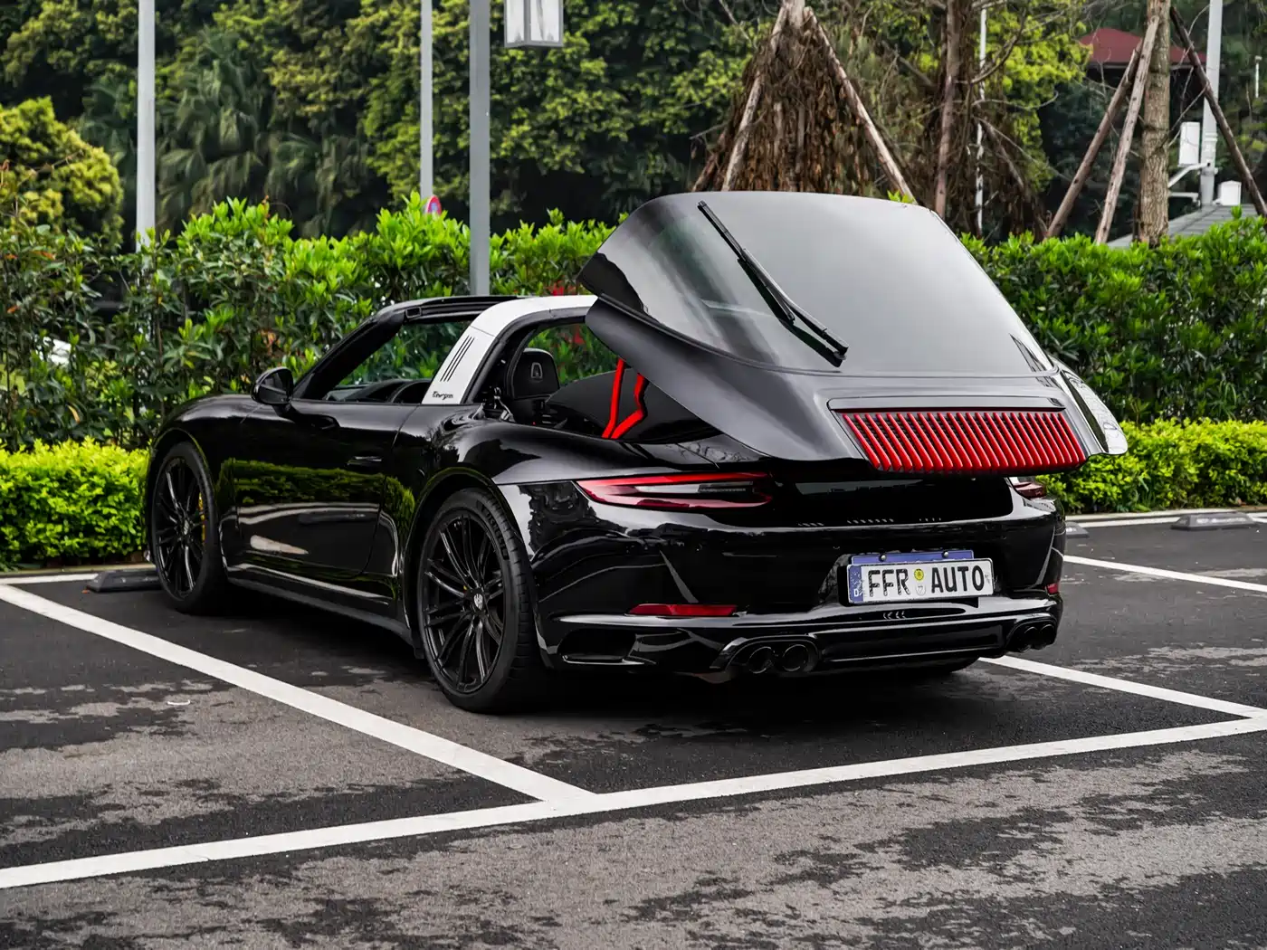 Porsche 911 2016 Targa 4 3.0T фото 31