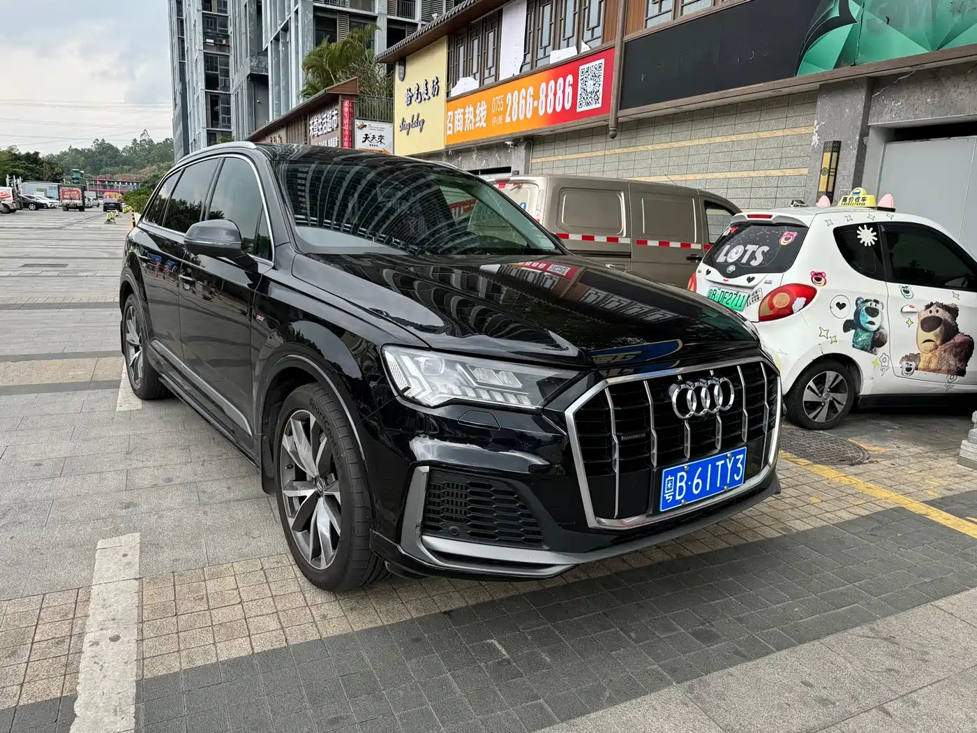 AUDI Q7
