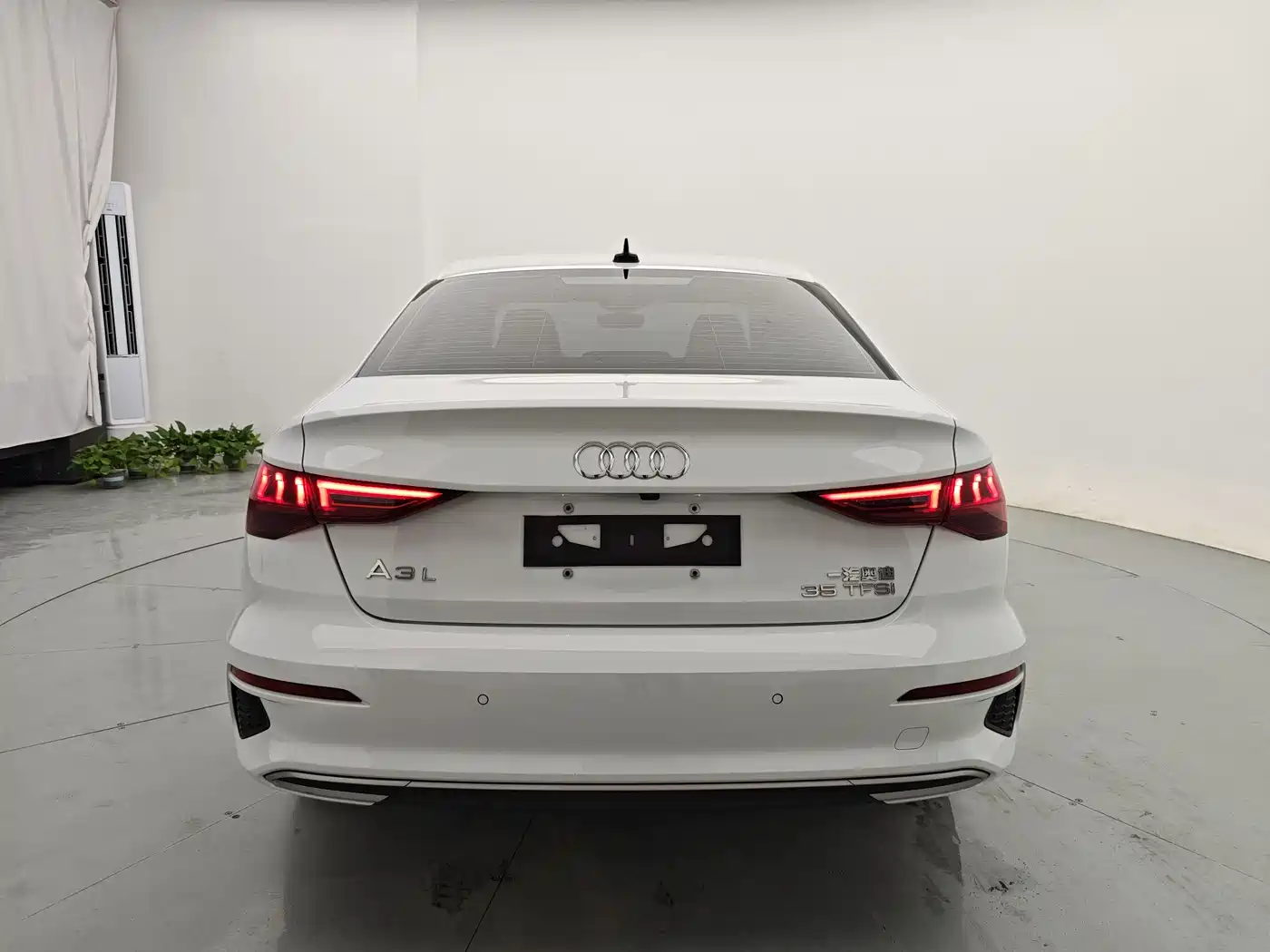 Audi A3 2022 A3L Limousine 35 TFSI Luxury Elegance фото 8