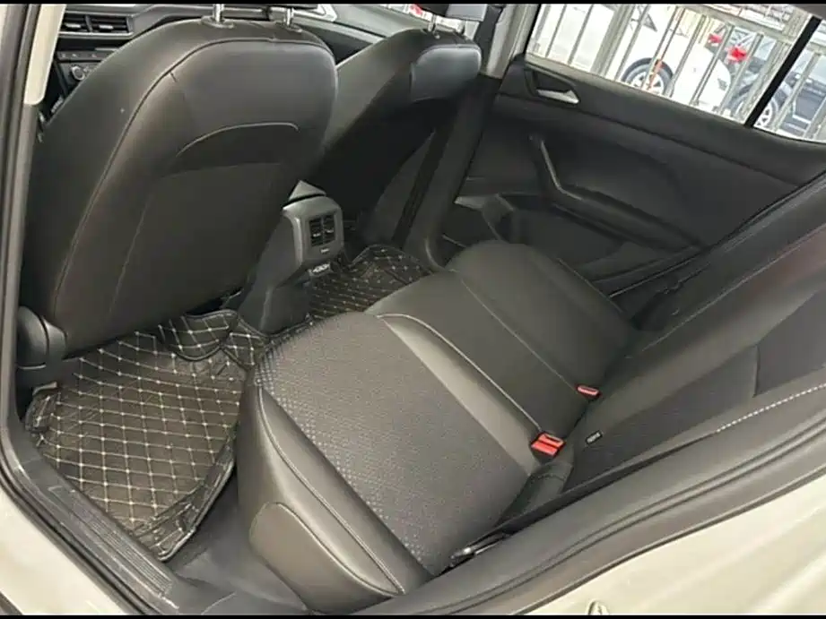 Volkswagen Tanying 2021 1.5L Automatic Smart Connect Edition фото 4