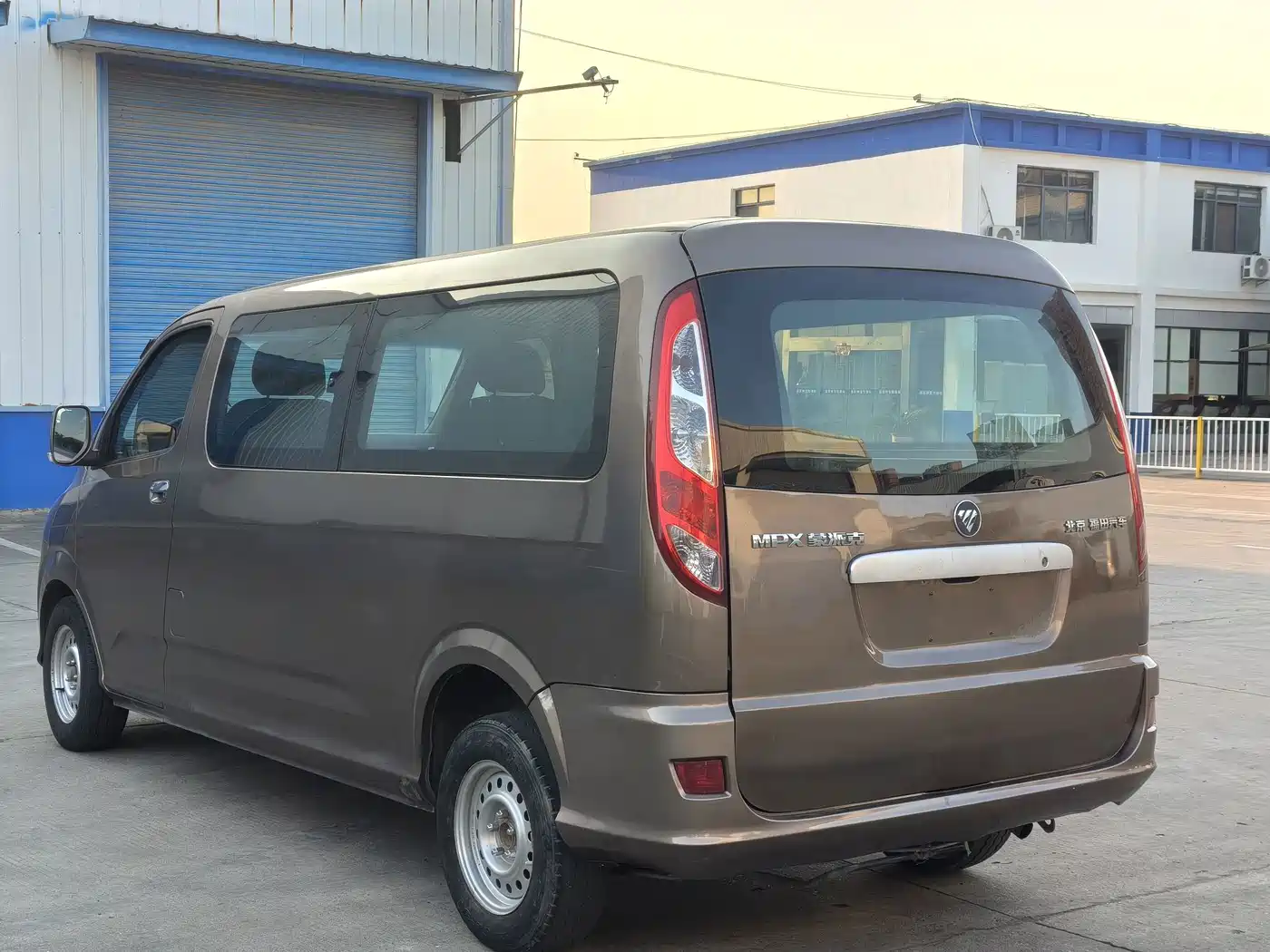 Foton Mopaike E 2019 2017 2.0L New Express Long Wheelbase 4Q20M