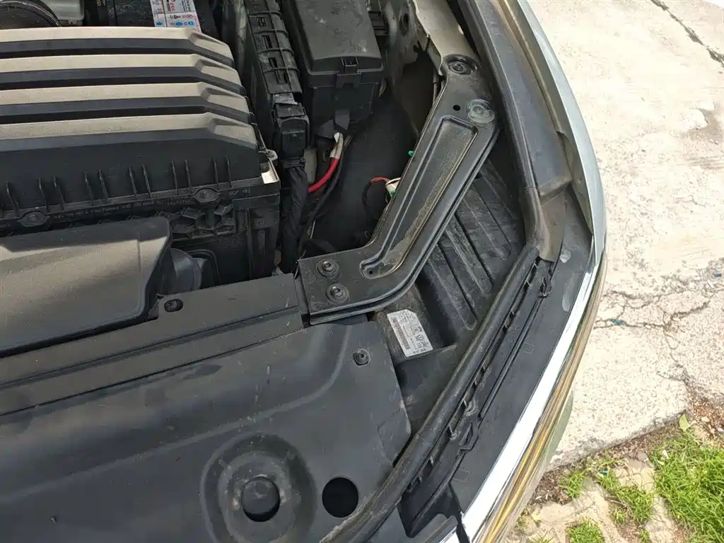 Volkswagen Viloran 2020 380TSI Premium фото 21