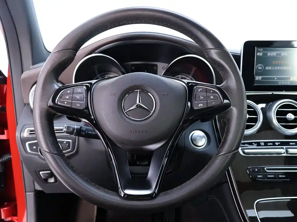 Mercedes-Benz GLC 2016 GLC 260 4MATIC Dynamic фото 16