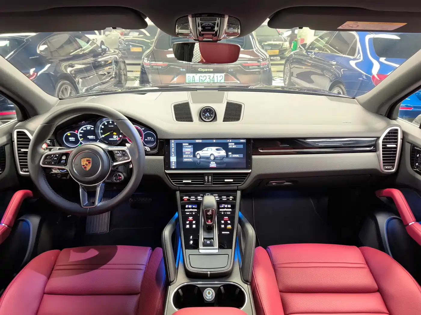 Porsche Cayenne New Energy 2019 Cayenne E-Hybrid 2.0T фото 23