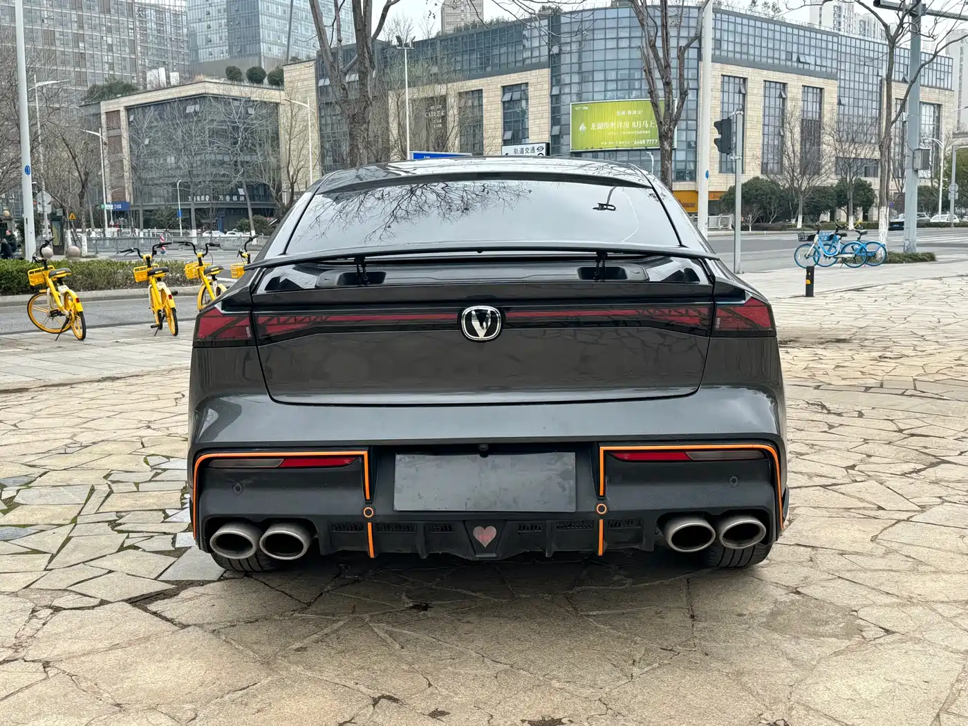 CHANGAN UNI V