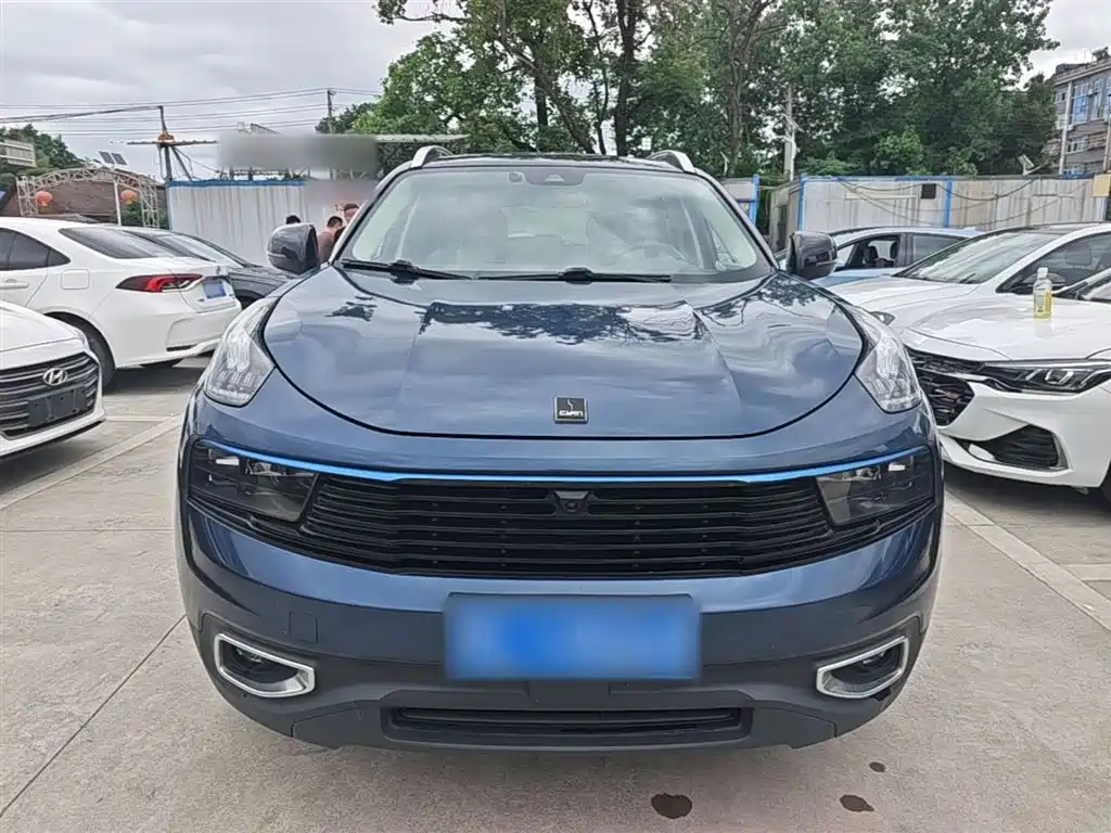 Lynk & Co 01 2019 2.0T 2WD Pro Edition China V фото 3