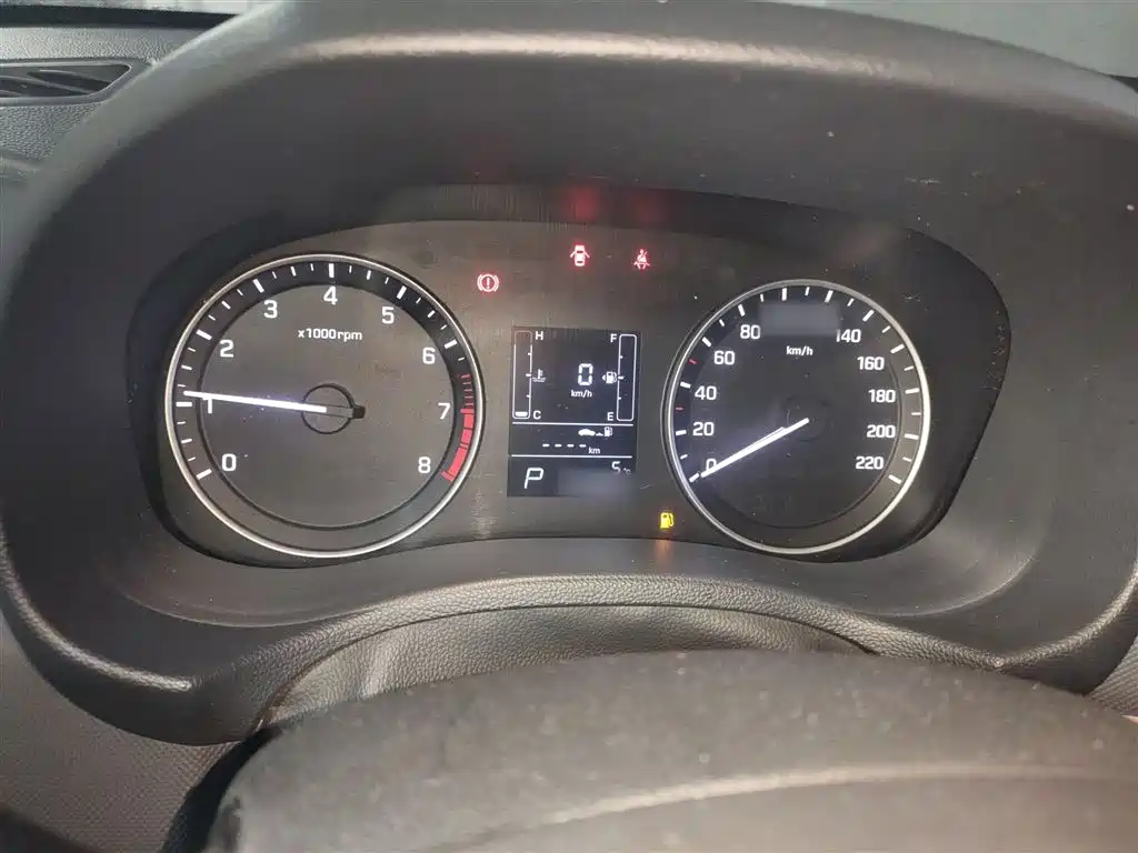Hyundai Beijing Hyundai ix25 2015 1.6L Automatic 2WD Smart GLS фото 4