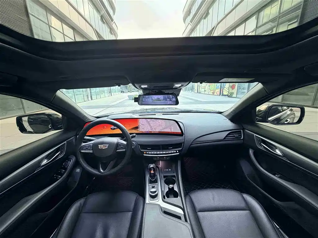 Cadillac CT5 2024 28T Luxury Model Pro фото 6