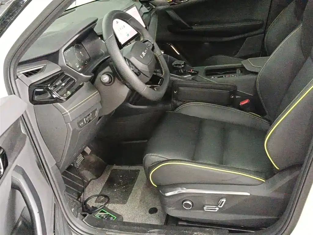 Lynk & Co 06 2023 Remix 1.5T Power Halo фото 15
