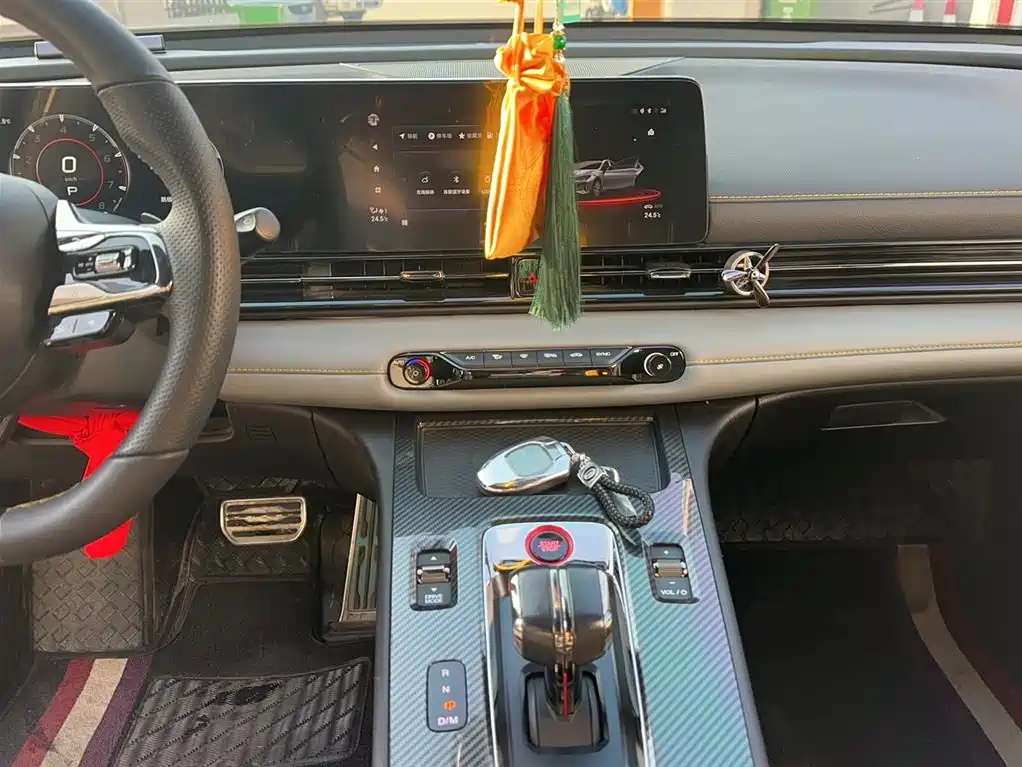GAC Trumpchi Trumpchi Emkoo 2021 270T DCT J16 Edition фото 7