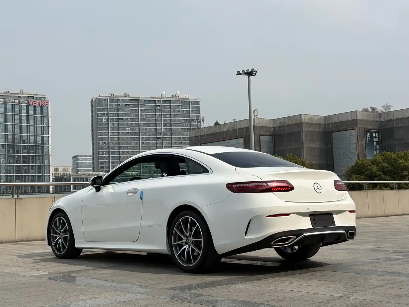 Mercedes-Benz E-Class (Import) 2023 E 260 Coupe фото 11