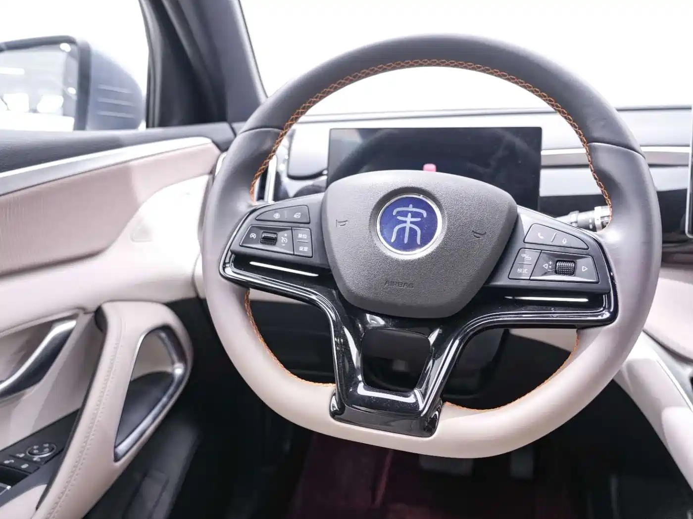 BYD Song Pro New Energy 2024 Glory Edition DM-i 71KM Pilot фото 20