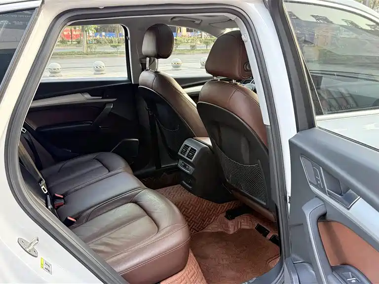 Audi Q5L 2018 40 TFSI Premium Progressive China VI фото 17