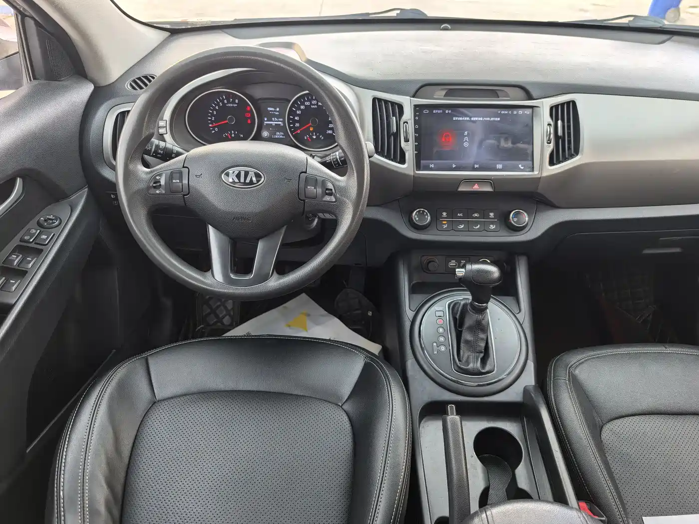 Kia Sportage 2015 2.0L Automatic 2WD DLX фото 10
