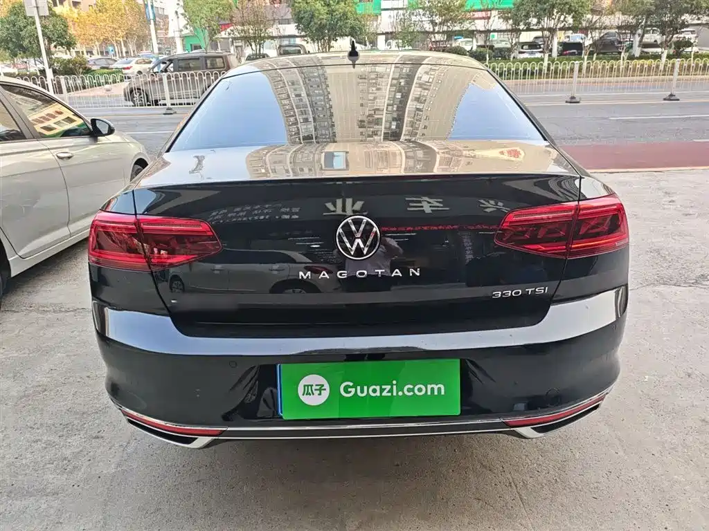 Volkswagen Magotan 2020 330TSI DSG Leading фото 6