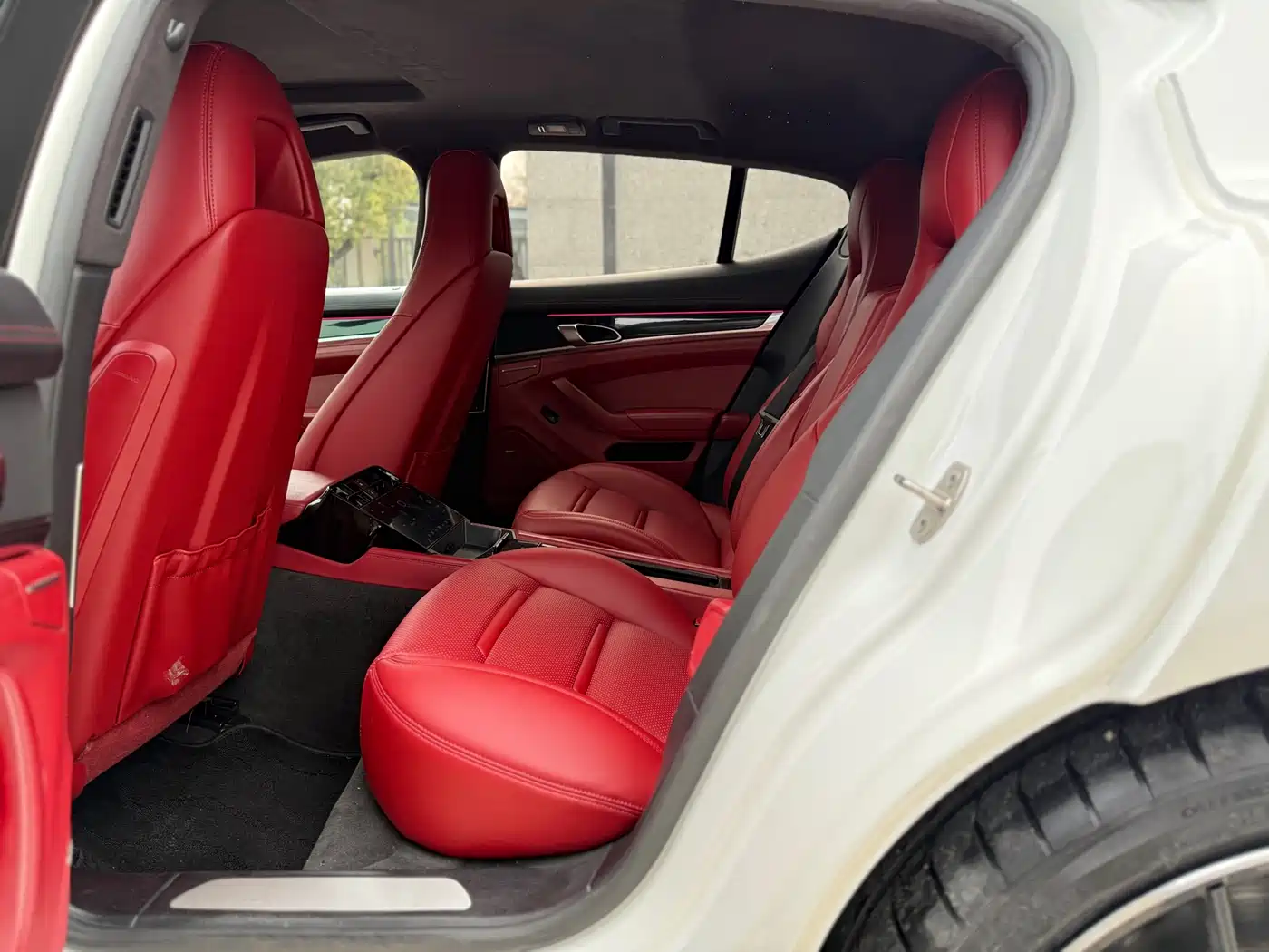Porsche Panamera 2014 Panamera 4 3.0T фото 7