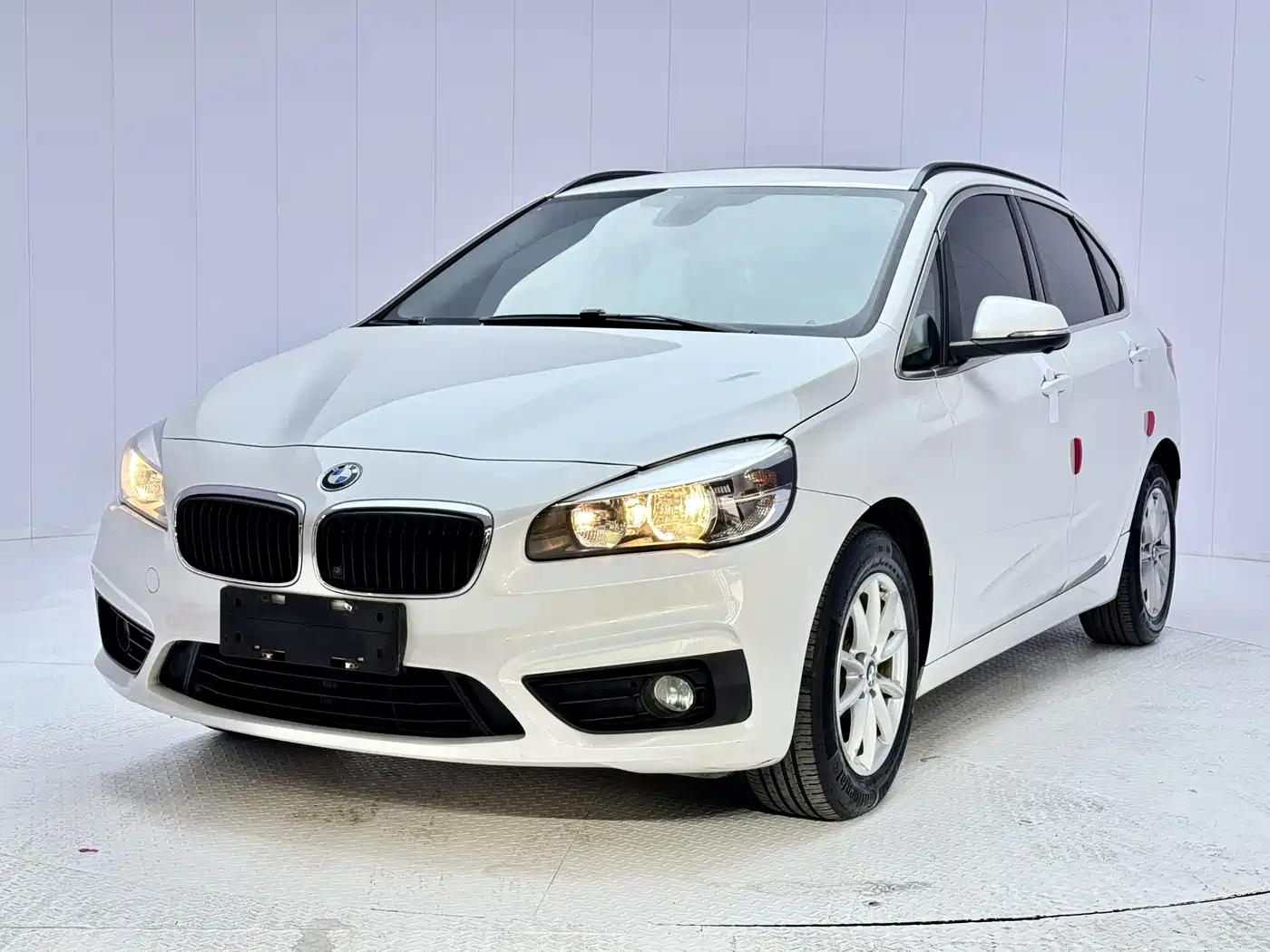 BMW 2 Series Touring 2016 218i Fashion Model