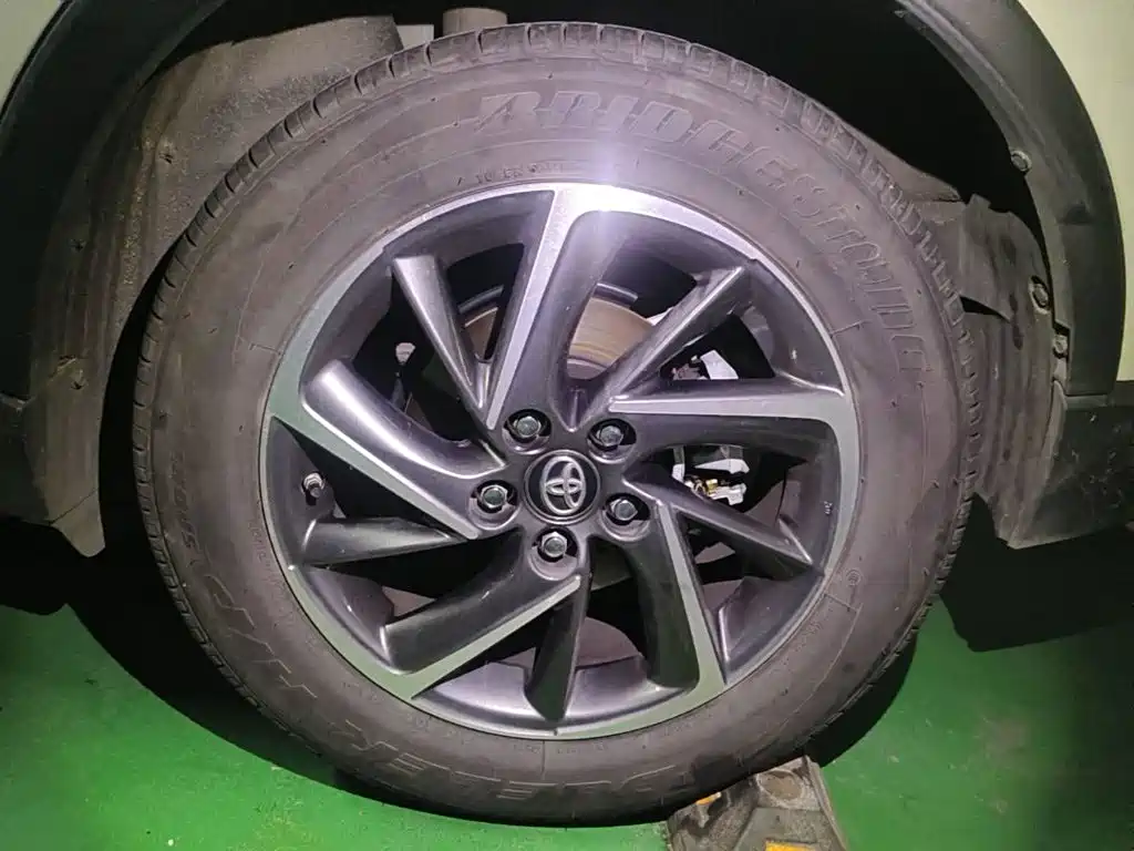 Toyota C-HR 2023 2021 2.0L Luxury Edition