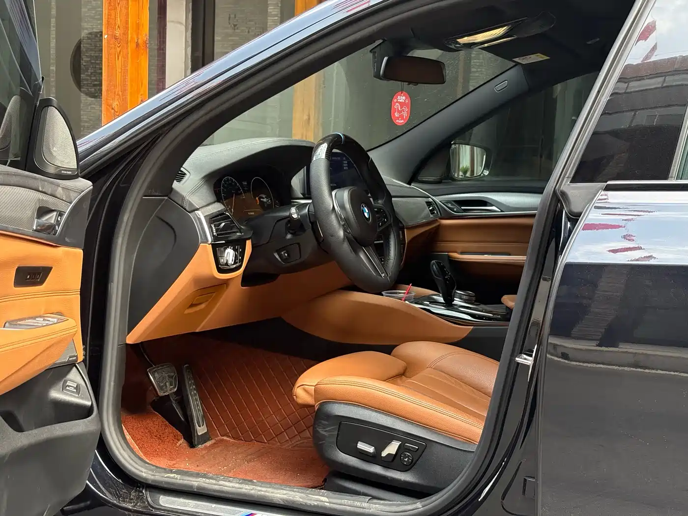 BMW 6 Series GT 2019 630i M Sport Package фото 4