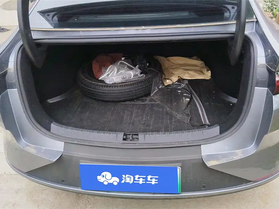 BYD Qin L 2025 EV 545KM Superior фото 4