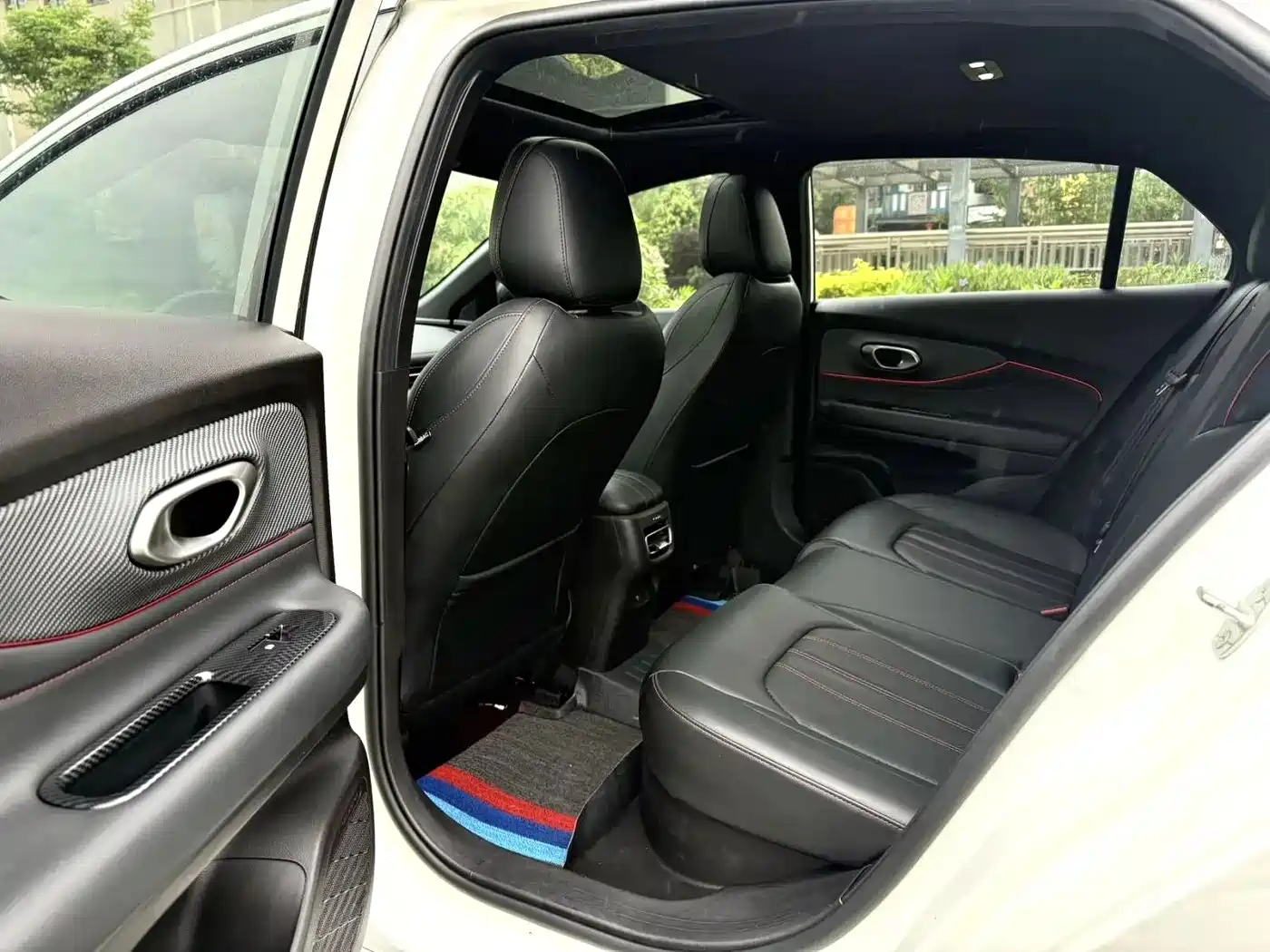 GAC Trumpchi Trumpchi Emkoo 2023 Shadow Leopard H High-Efficiency Hybrid фото 7