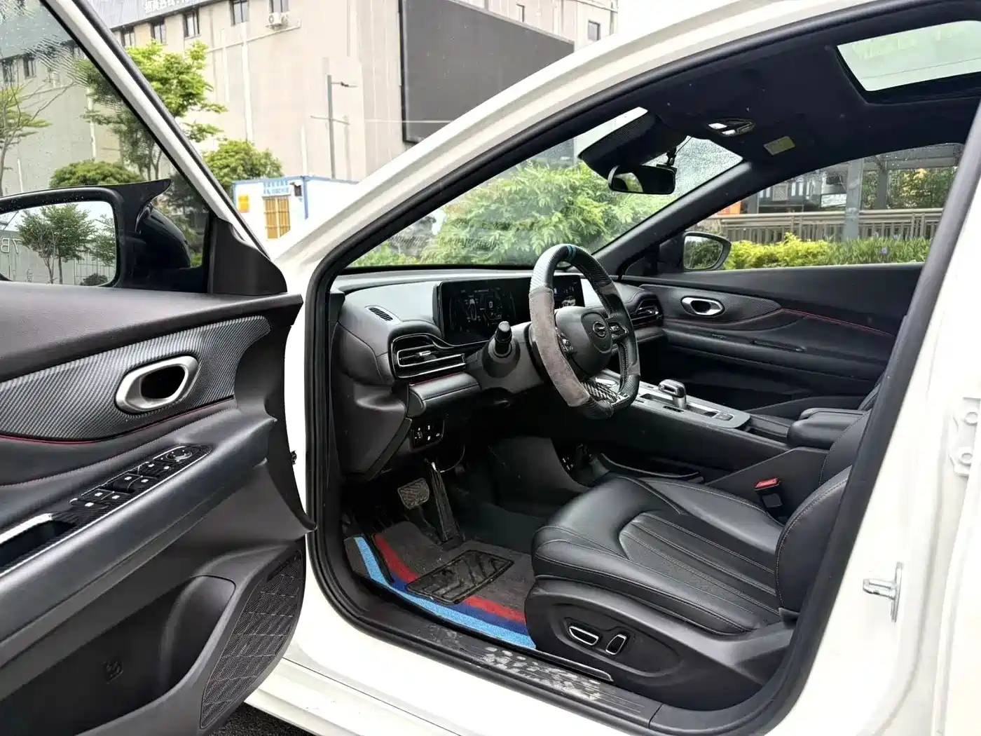 GAC Trumpchi Trumpchi Emkoo 2023 Shadow Leopard H High-Efficiency Hybrid фото 9